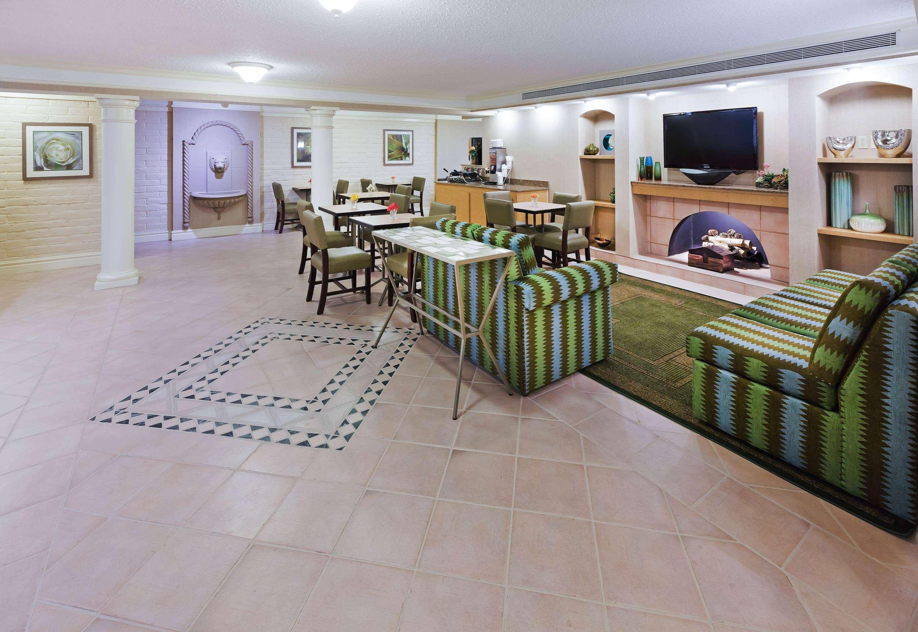 La Quinta Inn By Wyndham Victoria Buitenkant foto