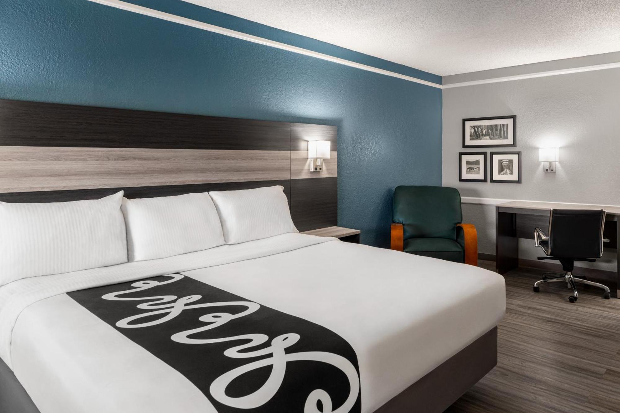 La Quinta Inn By Wyndham Victoria Buitenkant foto